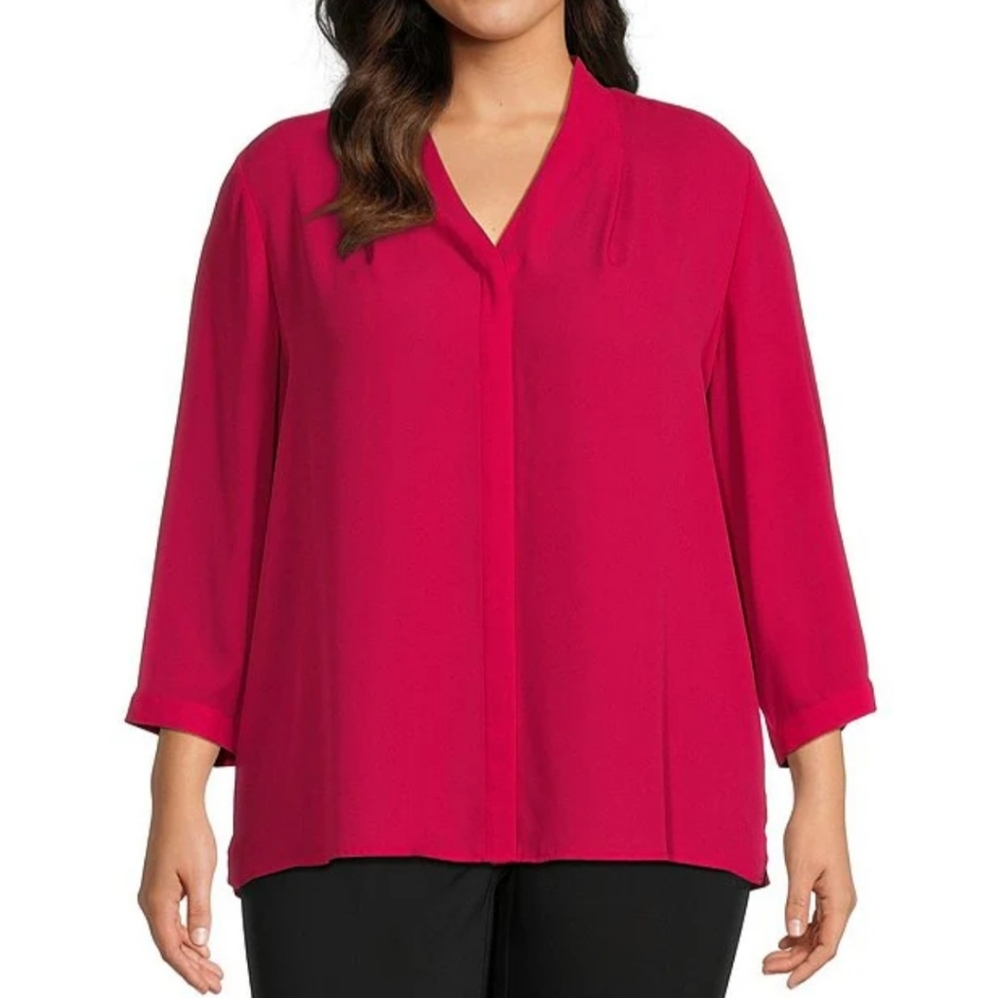 INVESTMEMTS BLOUSE NWT